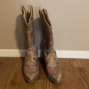 Corral boots